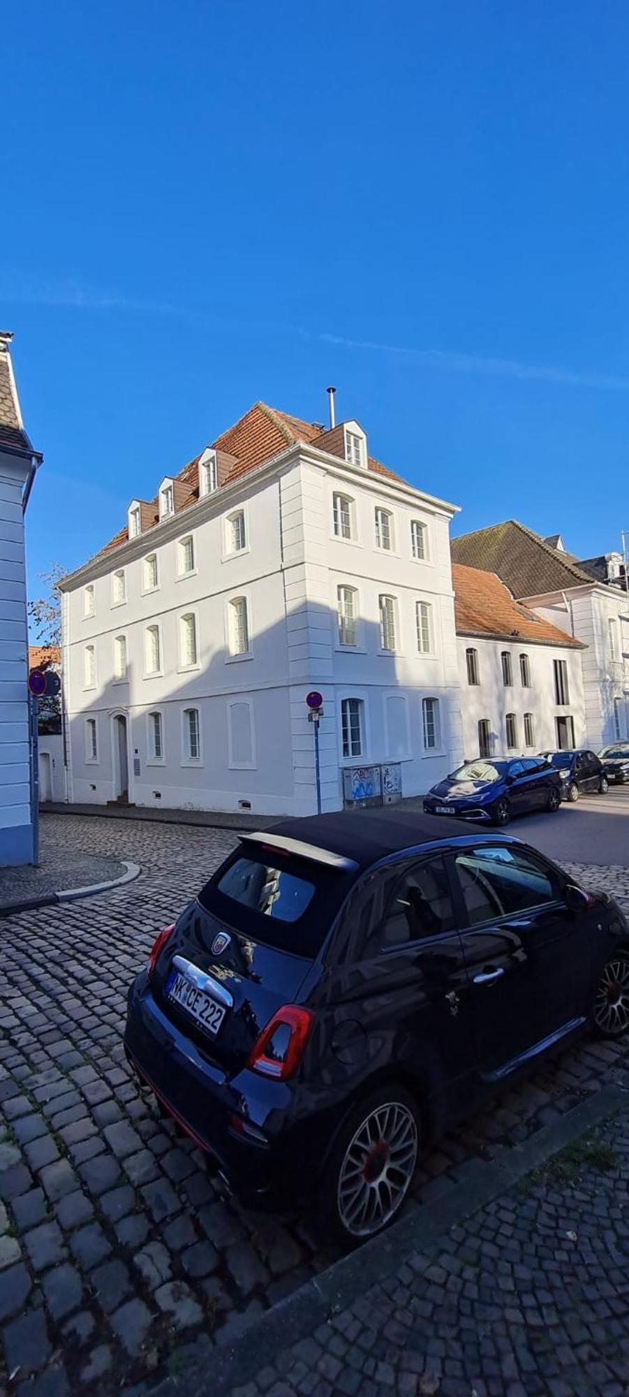 Apartment Am Schloss - Charme Σααρμπρύκεν Εξωτερικό φωτογραφία